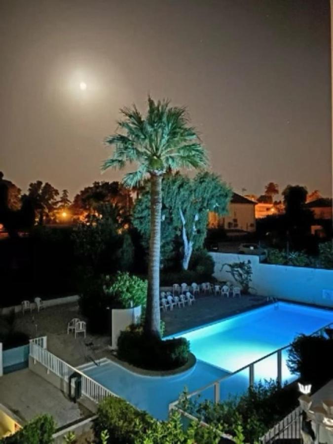 Seafront One Bedroom Apartment With A Terrasse Swimming Pool And A Parking Antibes Exteriér fotografie
