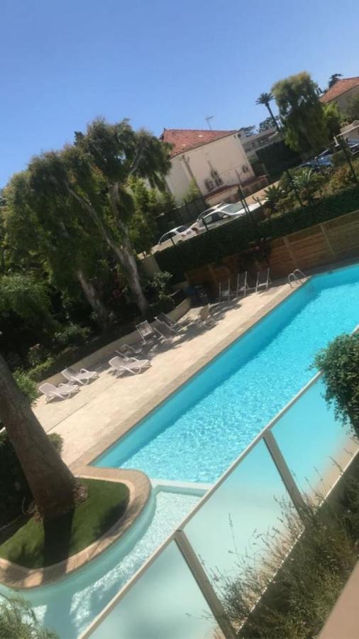 Seafront One Bedroom Apartment With A Terrasse Swimming Pool And A Parking Antibes Exteriér fotografie